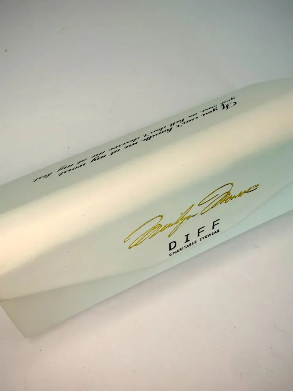 DIFF x Marilyn Monroe | Tortoise Cat Eye Sunglasses + Case Cloth